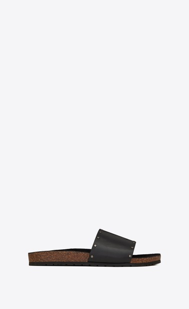 Jimmy sandal in leather decorated with studs